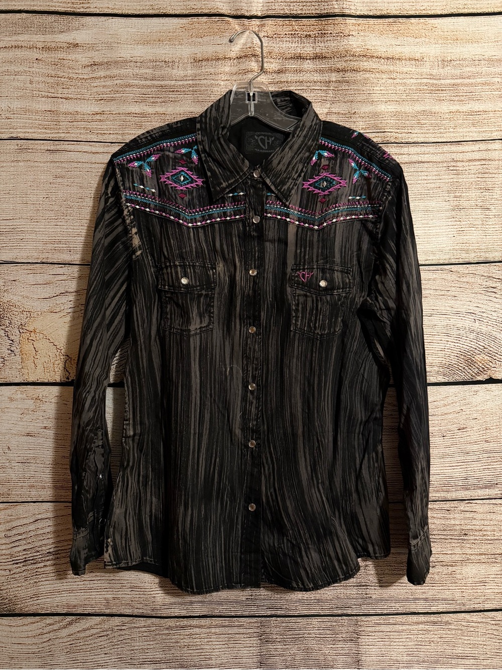 Cowgirl Hardware | NWT Women’s Brush Dye L/S Print Crystal Snap Western Shirt